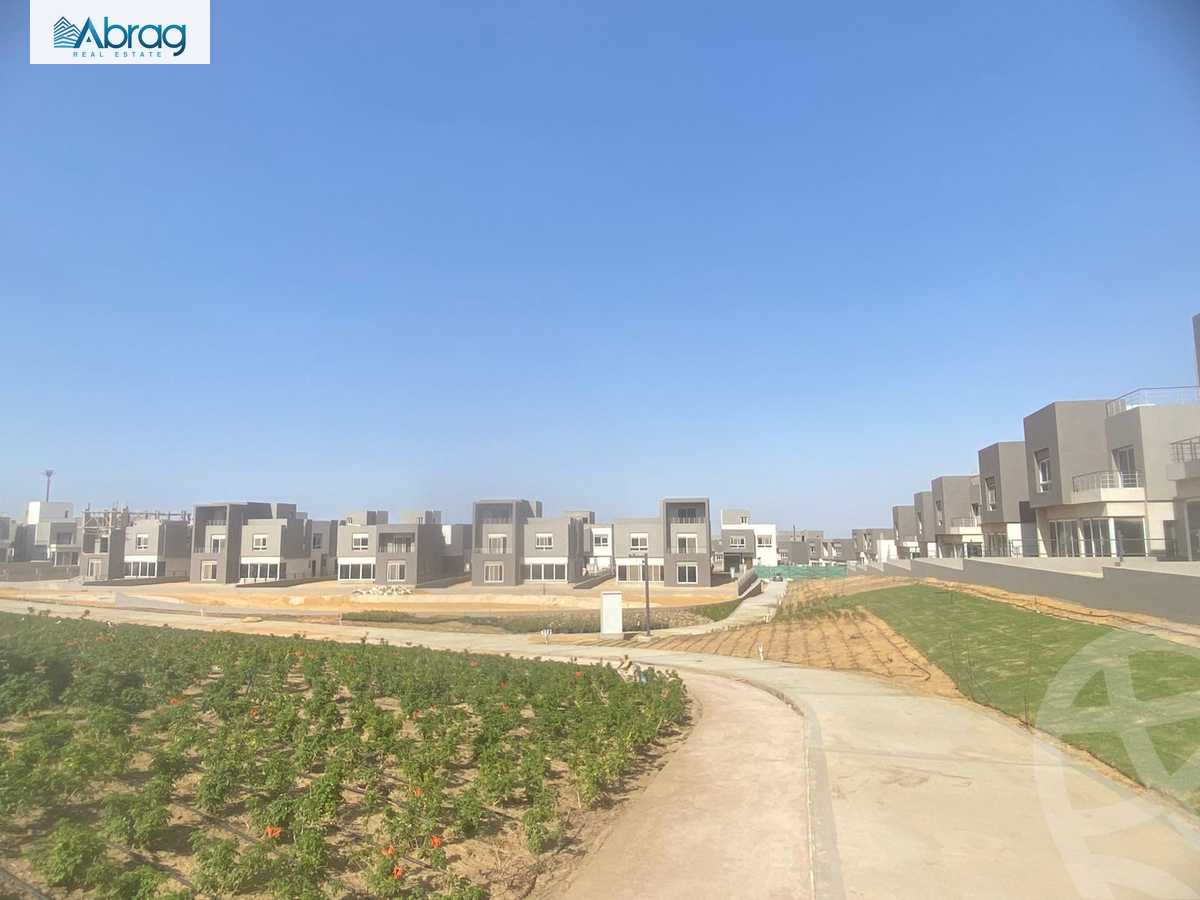 https://aqarmap.com.eg/ar/listing/3983211-for-sale-cairo-el-sheikh-zayed-city-compounds-in-sheikh-zayed-etapa