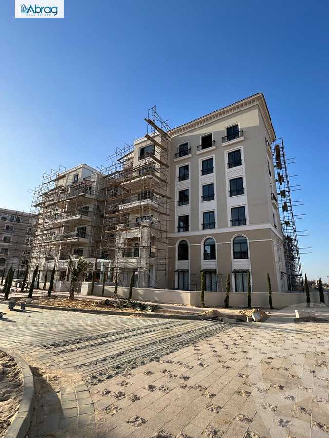 https://aqarmap.com.eg/en/listing/4053867-for-sale-cairo-el-sheikh-zayed-city-compounds-kmbwnd-fyldj-wyst-dr-llttwyr