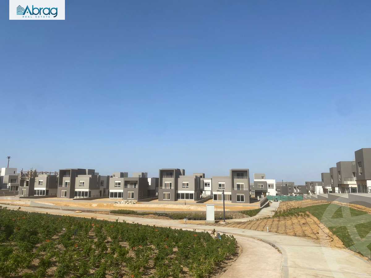 https://aqarmap.com.eg/en/listing/4151797-for-sale-cairo-el-sheikh-zayed-city-compounds-in-sheikh-zayed-etapa