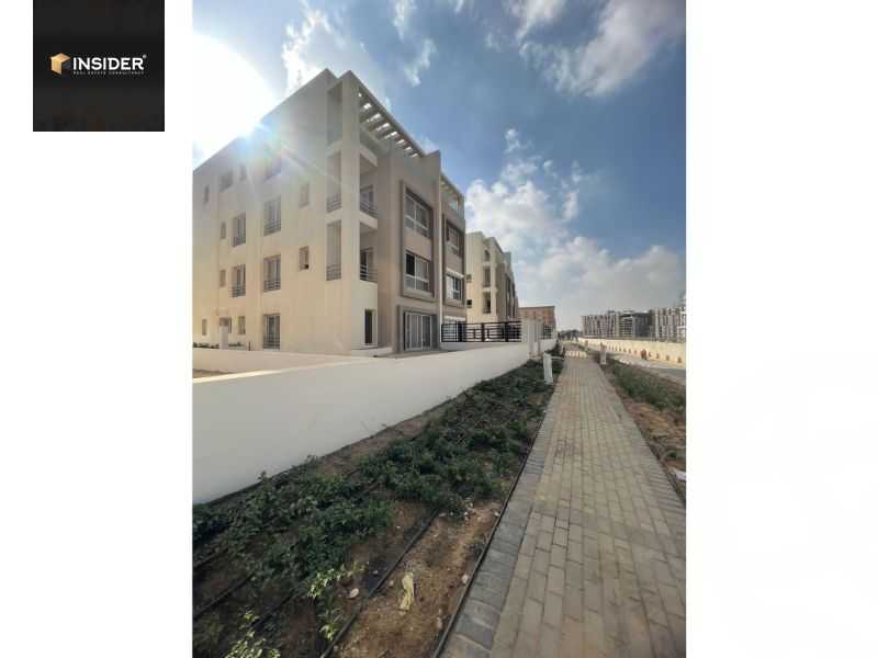 https://aqarmap.com.eg/en/listing/4912234-for-sale-cairo-new-cairo-compounds-garden-residence-hyde-park