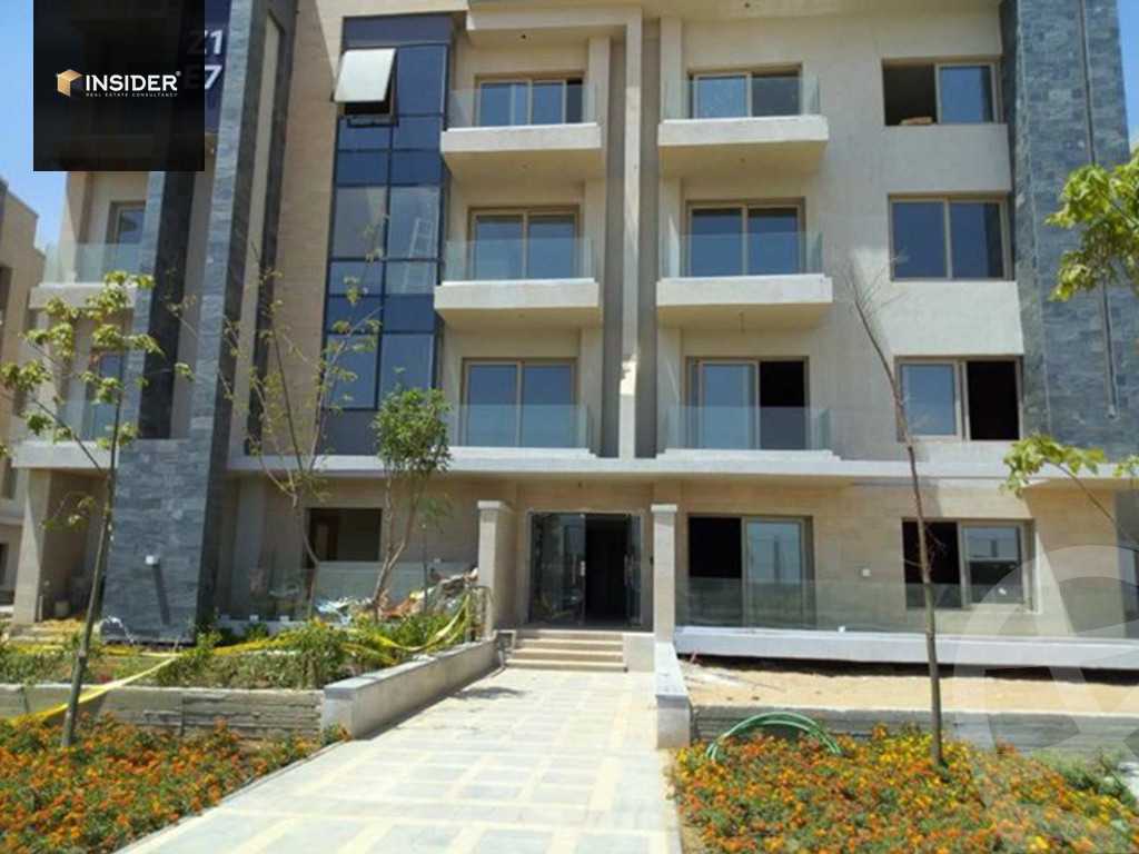 https://aqarmap.com.eg/en/listing/5019990-for-sale-cairo-new-cairo-compounds-galleria-moon-valley