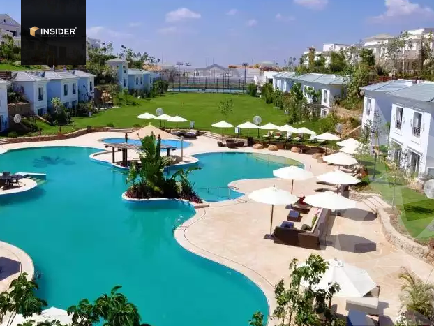 https://aqarmap.com.eg/en/listing/5259310-for-sale-cairo-new-cairo-compounds-mountain-view1-1-compound