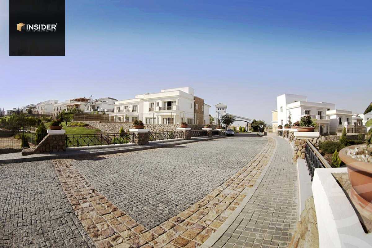 https://aqarmap.com.eg/ar/listing/5302821-for-sale-cairo-new-cairo-compounds-mountain-view1-1-compound