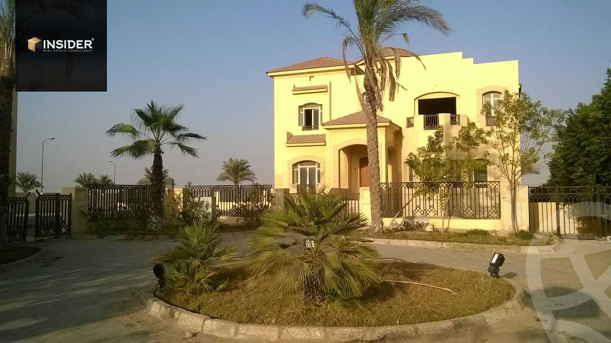https://aqarmap.com.eg/ar/listing/5309852-for-sale-cairo-new-cairo-compounds-hyde-park-park-corner-hyde-park