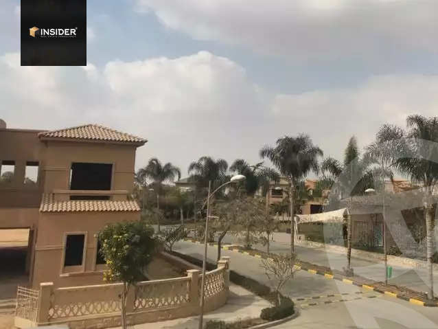 https://aqarmap.com.eg/en/listing/5356778-for-sale-cairo-el-shorouk-compounds-el-hayah-residence