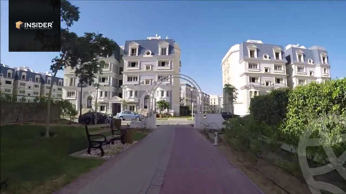 https://aqarmap.com.eg/en/listing/5392834-for-sale-cairo-new-cairo-compounds-mountain-view-hyde-park