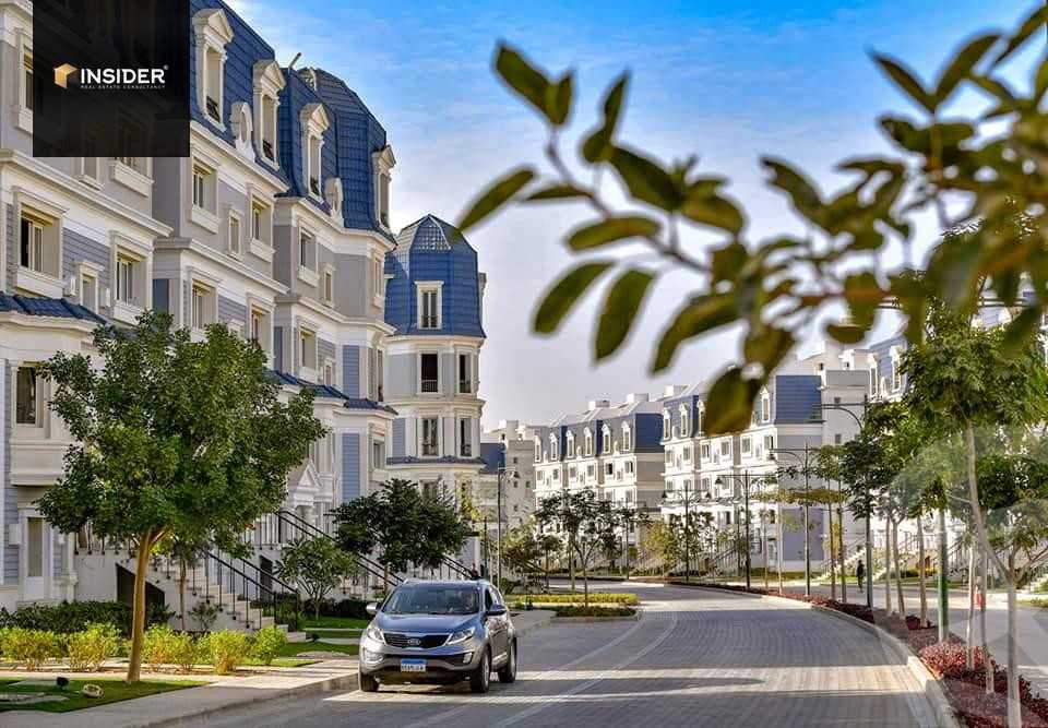 https://aqarmap.com.eg/ar/listing/5420779-for-sale-cairo-new-cairo-compounds-mountain-view-hyde-park