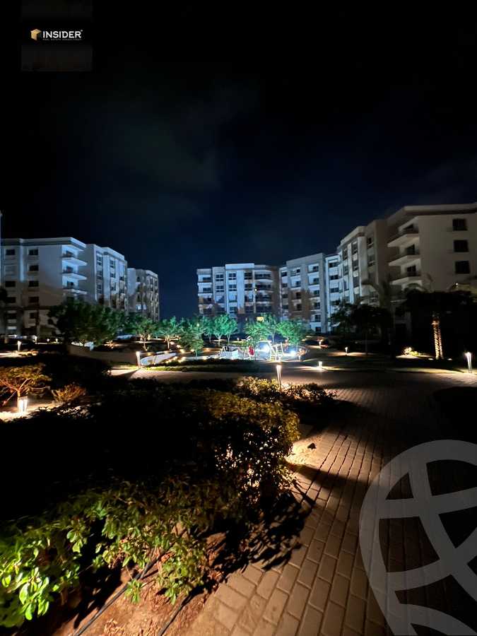 https://aqarmap.com.eg/ar/listing/5421226-for-sale-cairo-new-cairo-compounds-hyde-park-cluster-18-hyde-park