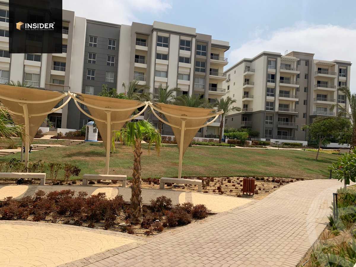 https://aqarmap.com.eg/ar/listing/5421226-for-sale-cairo-new-cairo-compounds-hyde-park-cluster-18-hyde-park