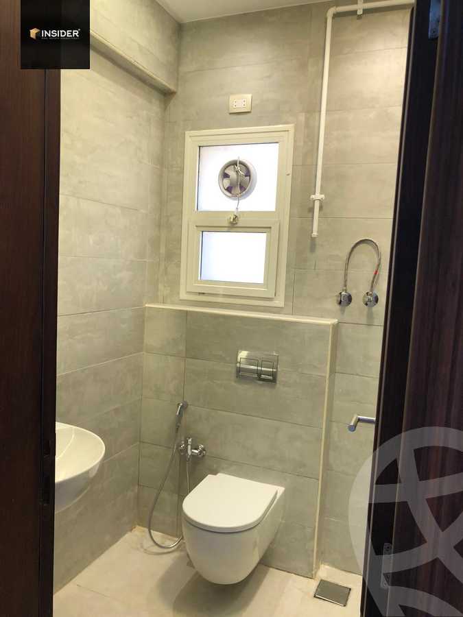 https://aqarmap.com.eg/en/listing/5443832-for-rent-cairo-new-cairo-compounds-hyde-park-centre-ville-hyde-park