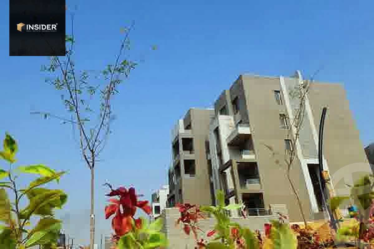 https://aqarmap.com.eg/ar/listing/5627670-for-sale-cairo-new-cairo-compounds-kmbwnd-fyldj-jyt-blm-hylz