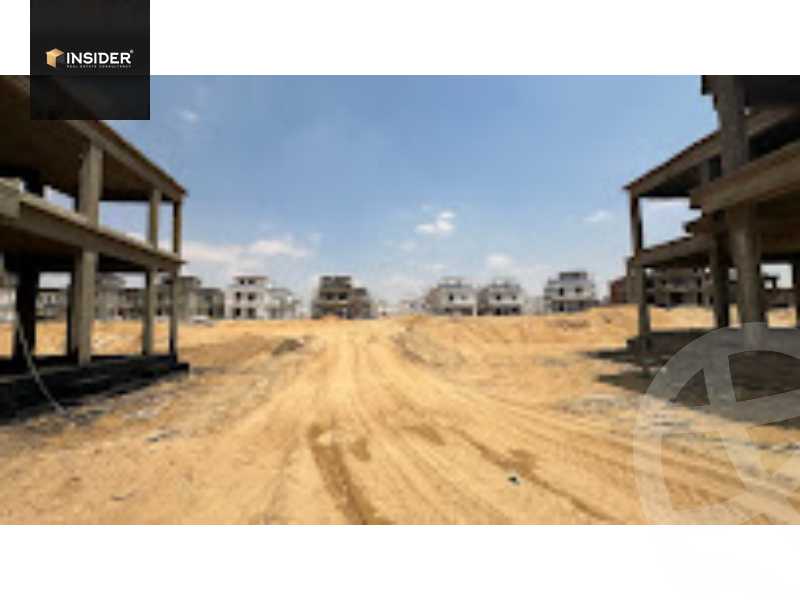 https://aqarmap.com.eg/ar/listing/5638077-for-sale-cairo-new-cairo-compounds-mountain-view1-1-compound