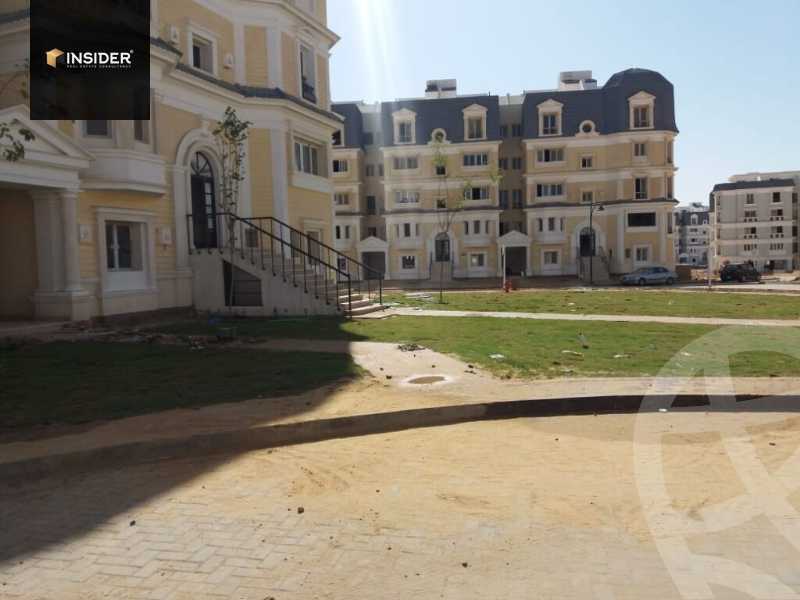 https://aqarmap.com.eg/en/listing/5640888-for-sale-cairo-new-cairo-compounds-mountain-view-hyde-park