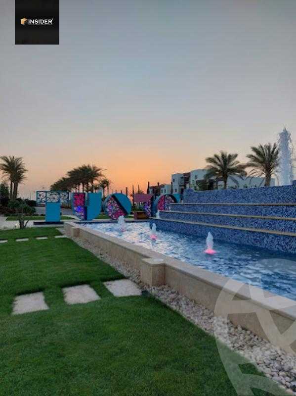 https://aqarmap.com.eg/en/listing/5664416-for-sale-cairo-new-cairo-compounds-hyde-park