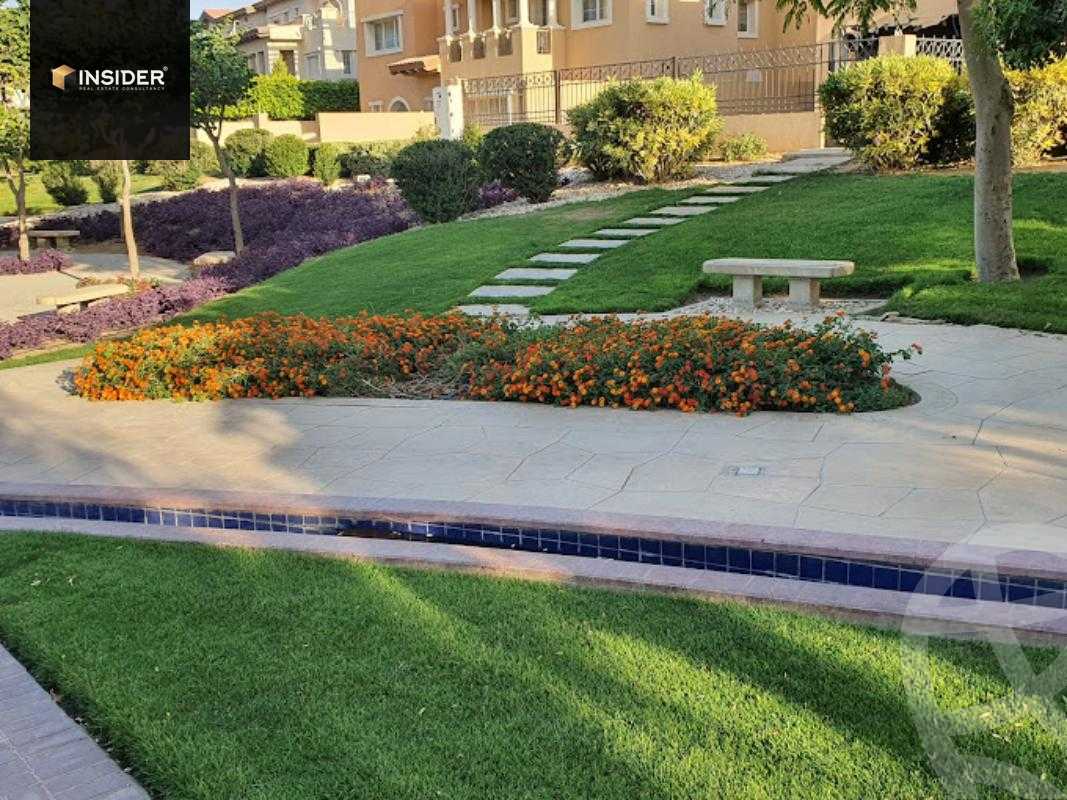 https://aqarmap.com.eg/en/listing/5664416-for-sale-cairo-new-cairo-compounds-hyde-park