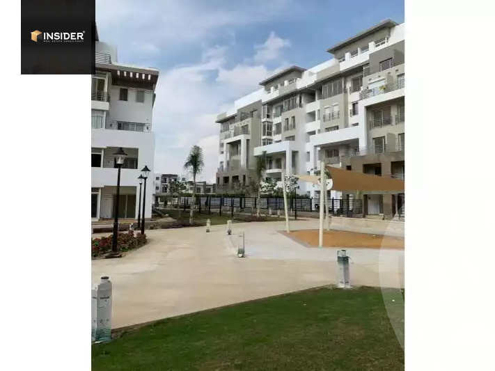 https://aqarmap.com.eg/en/listing/5662517-for-sale-cairo-new-cairo-compounds-hyde-park-centre-ville-hyde-park