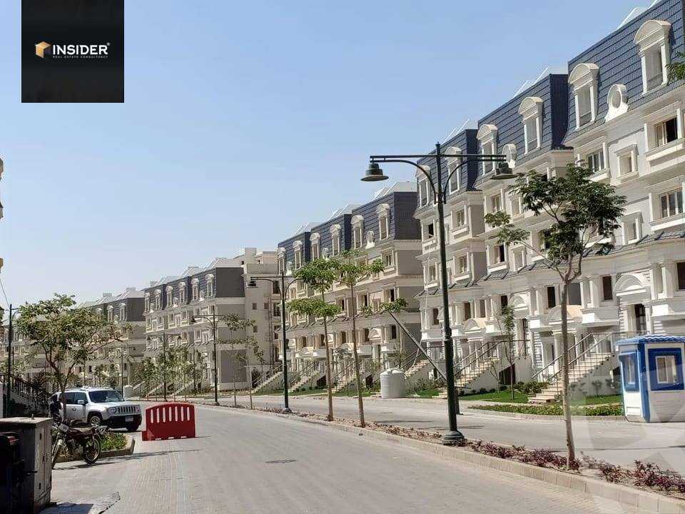 https://aqarmap.com.eg/en/listing/5696014-for-sale-cairo-new-cairo-compounds-mountain-view-hyde-park