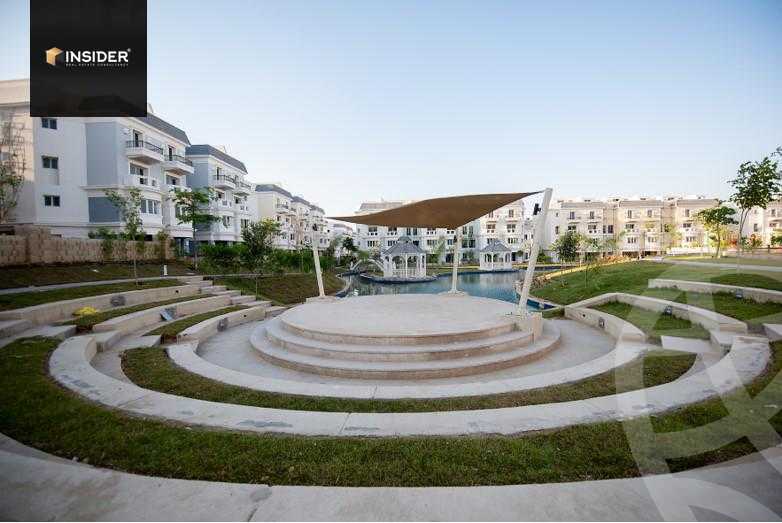 https://aqarmap.com.eg/ar/listing/5782477-for-sale-cairo-new-cairo-compounds-mountain-view-hyde-park