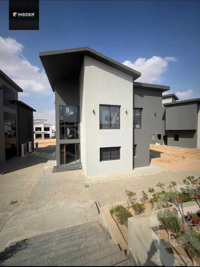 https://aqarmap.com.eg/en/listing/5810847-for-sale-cairo-new-cairo-compounds-kmbwnd-kryk-twn-il-cazar