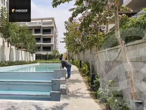 https://aqarmap.com.eg/en/listing/5811421-for-sale-cairo-new-cairo-compounds-lake-view