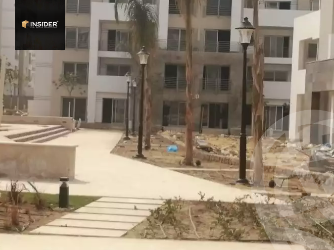 https://aqarmap.com.eg/ar/listing/5815099-for-sale-cairo-new-cairo-compounds-hyde-park-park-corner-hyde-park