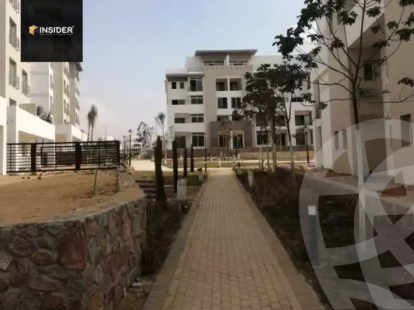 https://aqarmap.com.eg/ar/listing/5815099-for-sale-cairo-new-cairo-compounds-hyde-park-park-corner-hyde-park