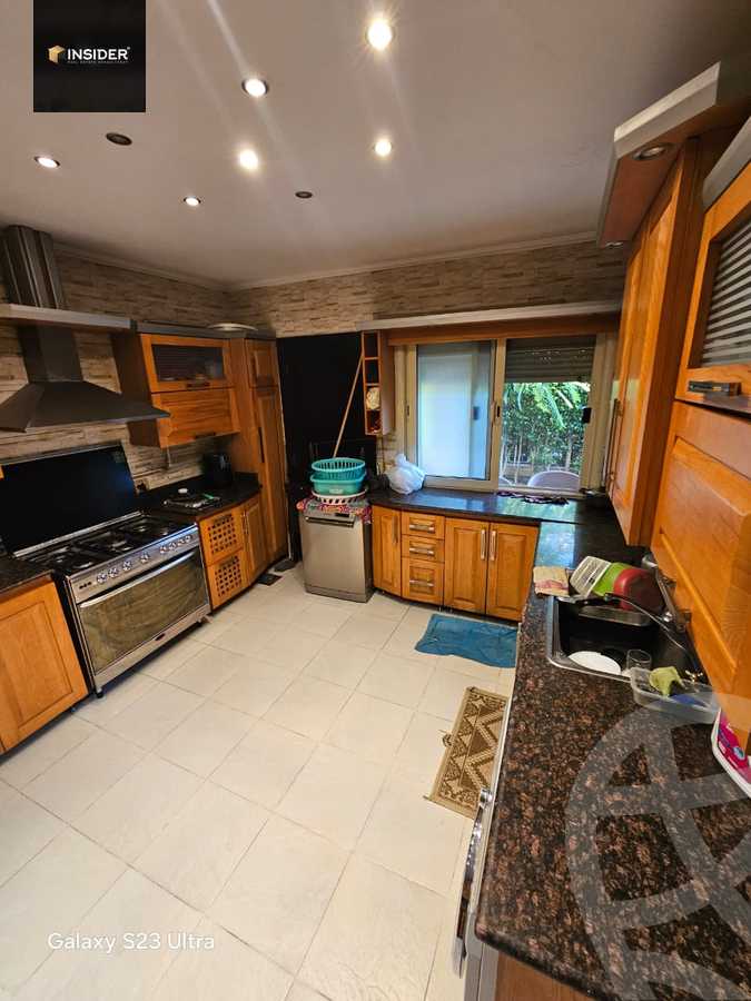 https://aqarmap.com.eg/ar/listing/5940214-for-sale-cairo-new-cairo-compounds-flowers-park