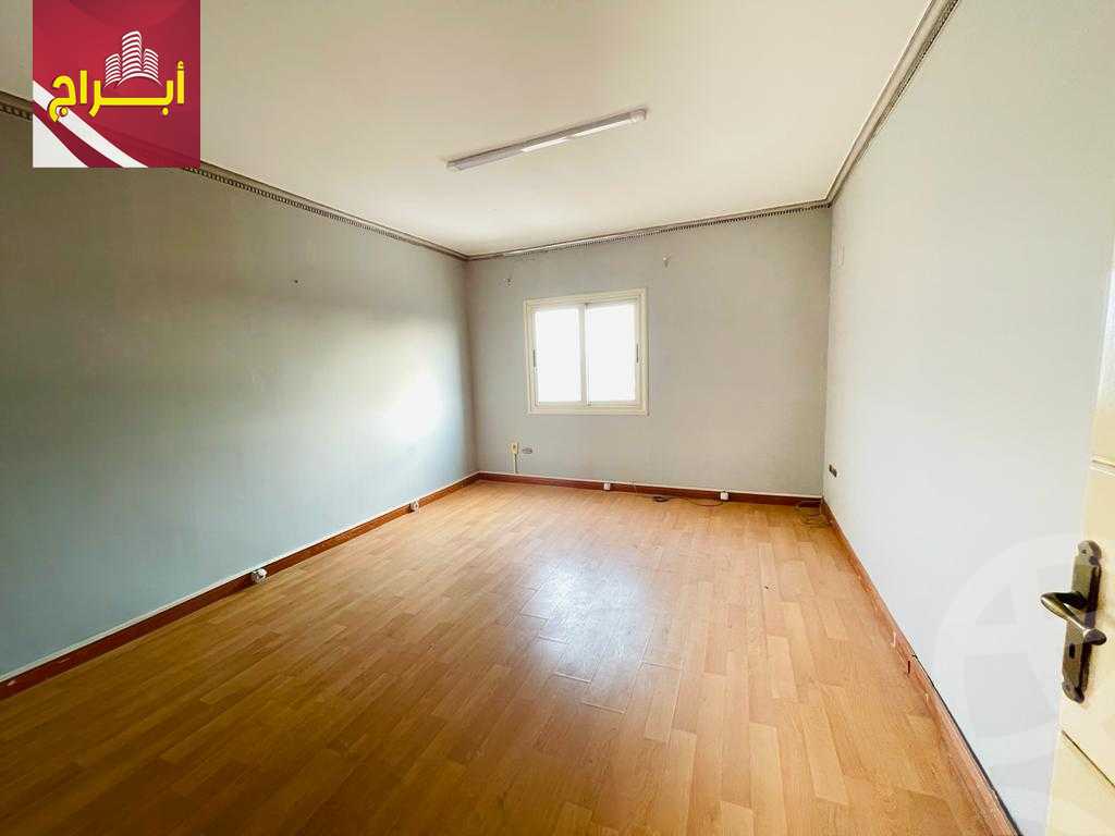 https://aqarmap.com.eg/ar/listing/3744997-for-sale-cairo-manial-kwrnysh-lmnyl