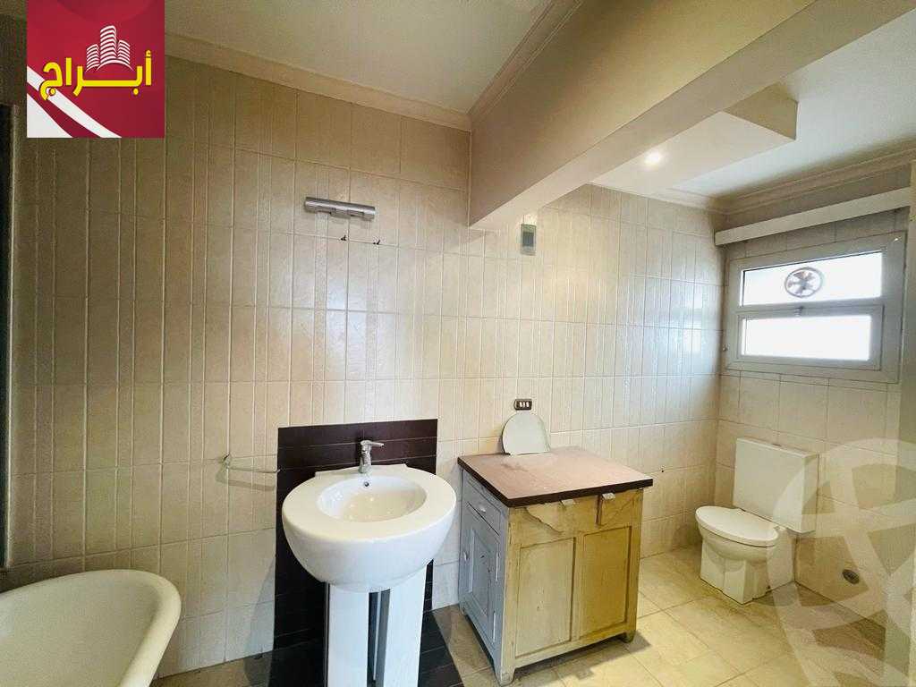 https://aqarmap.com.eg/ar/listing/3744997-for-sale-cairo-manial-kwrnysh-lmnyl