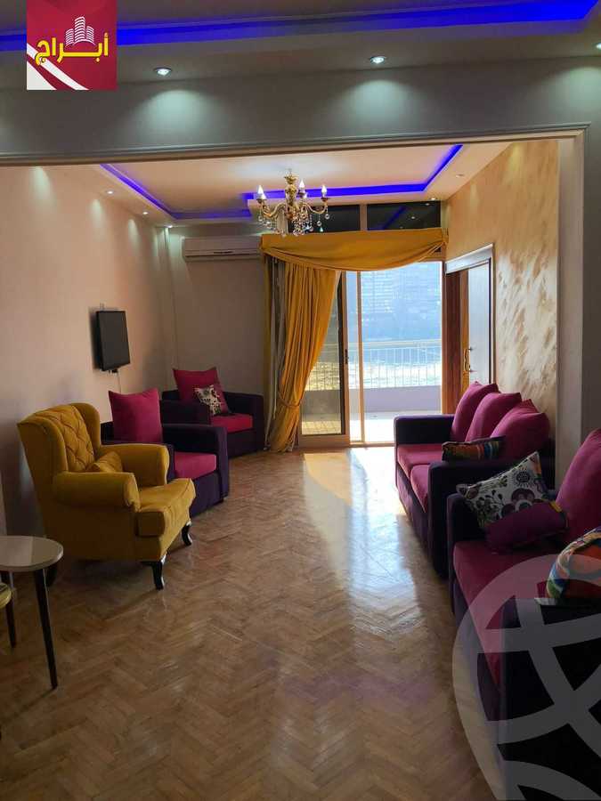 https://aqarmap.com.eg/ar/listing/3809065-for-sale-cairo-manial-kwrnysh-lmnyl
