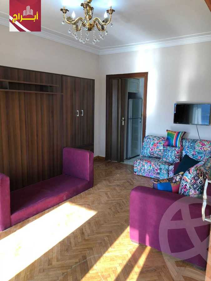 https://aqarmap.com.eg/ar/listing/3809065-for-sale-cairo-manial-kwrnysh-lmnyl