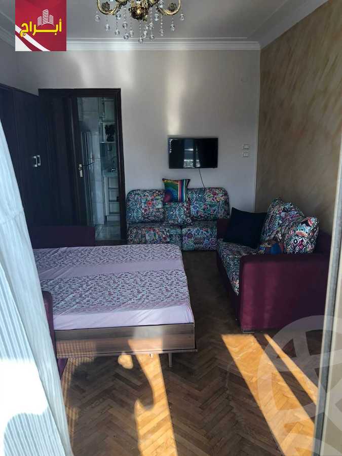 https://aqarmap.com.eg/ar/listing/3809065-for-sale-cairo-manial-kwrnysh-lmnyl