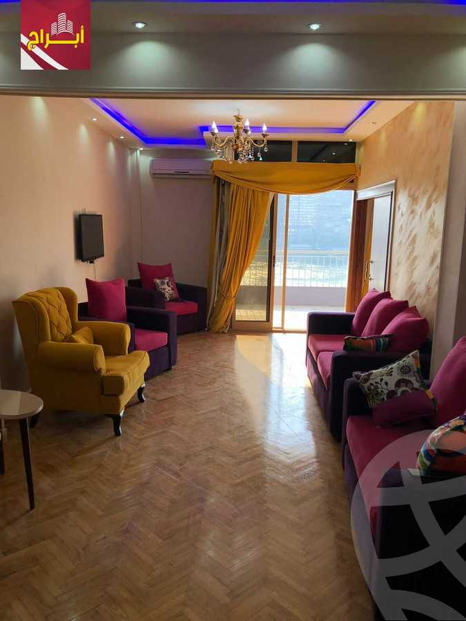 https://aqarmap.com.eg/ar/listing/3809065-for-sale-cairo-manial-kwrnysh-lmnyl