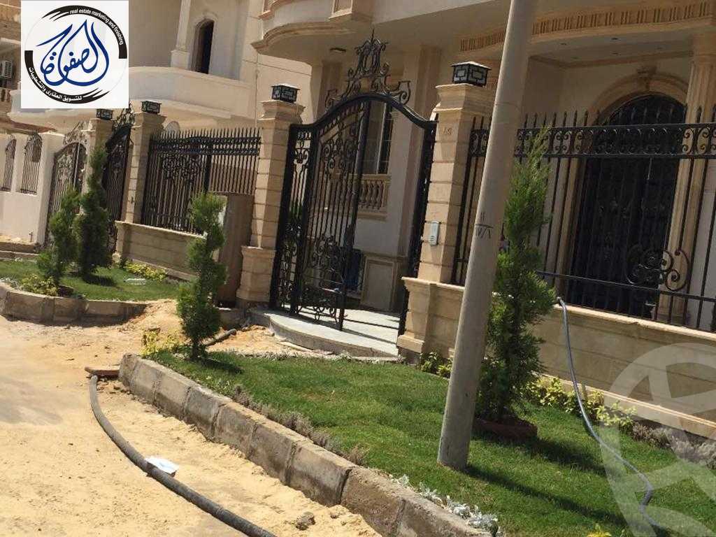 https://aqarmap.com.eg/en/listing/2340488-for-rent-cairo-new-cairo-ganob-el-akadamiya-south-academy-b