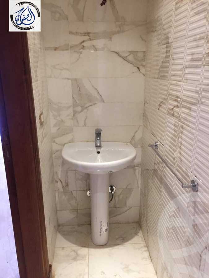 https://aqarmap.com.eg/en/listing/2340488-for-rent-cairo-new-cairo-ganob-el-akadamiya-south-academy-b