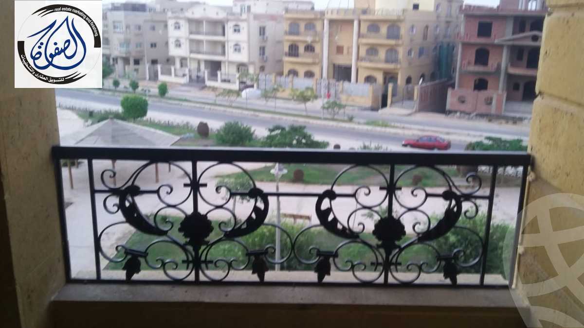 https://aqarmap.com.eg/en/listing/2481543-for-sale-cairo-new-cairo-compounds-kmbwnd-lnkhyl