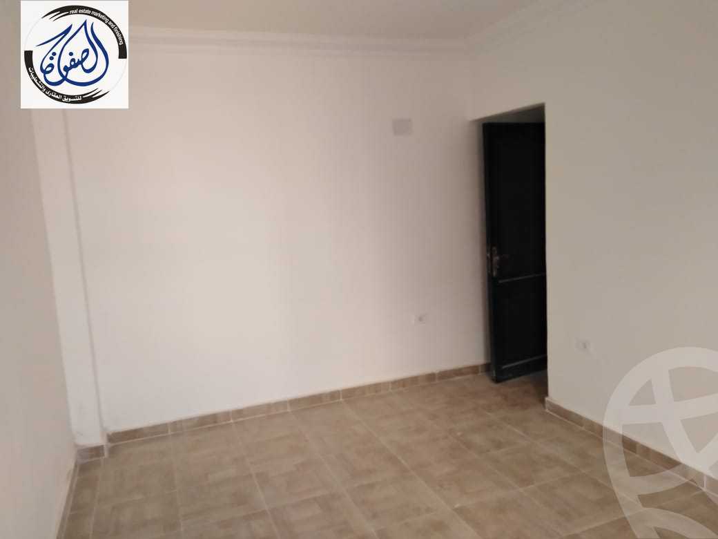https://aqarmap.com.eg/en/listing/2732398-for-sale-cairo-new-cairo-el-gameyat-jnwb-ljm-yt-sakan-masr