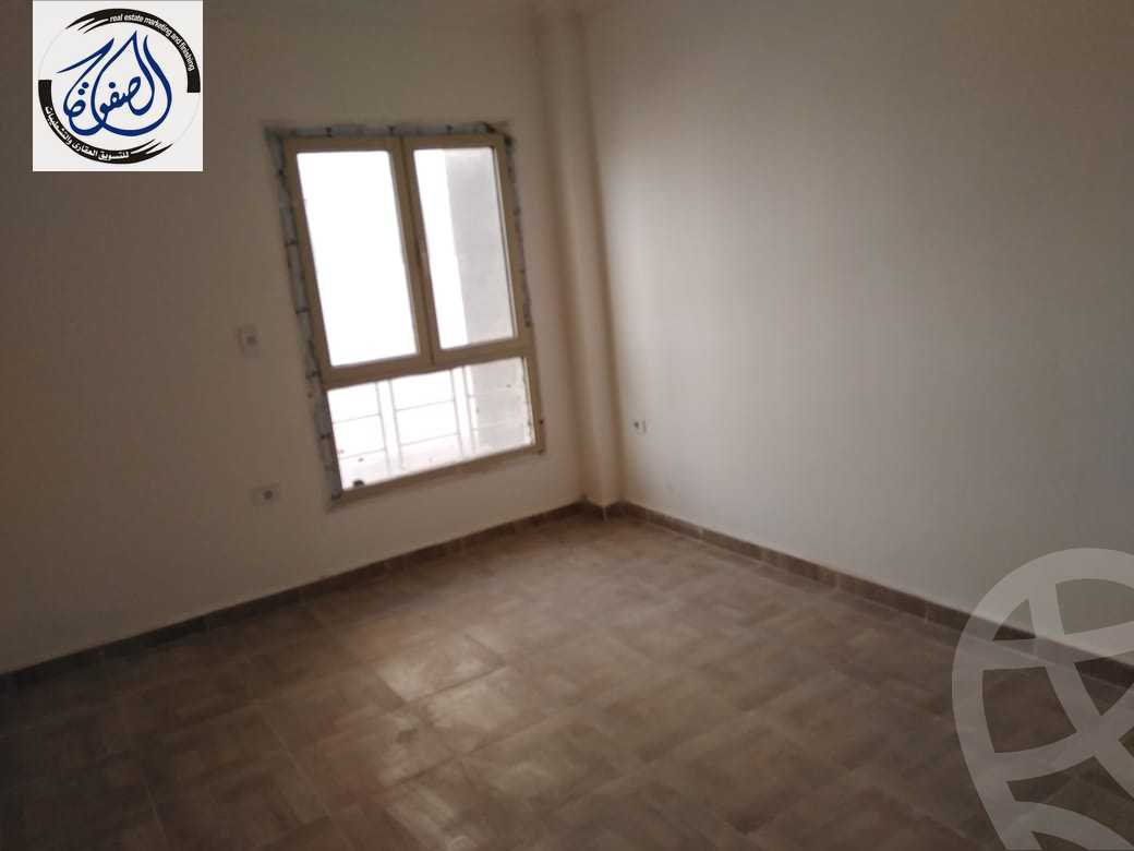 https://aqarmap.com.eg/en/listing/2732398-for-sale-cairo-new-cairo-el-gameyat-jnwb-ljm-yt-sakan-masr