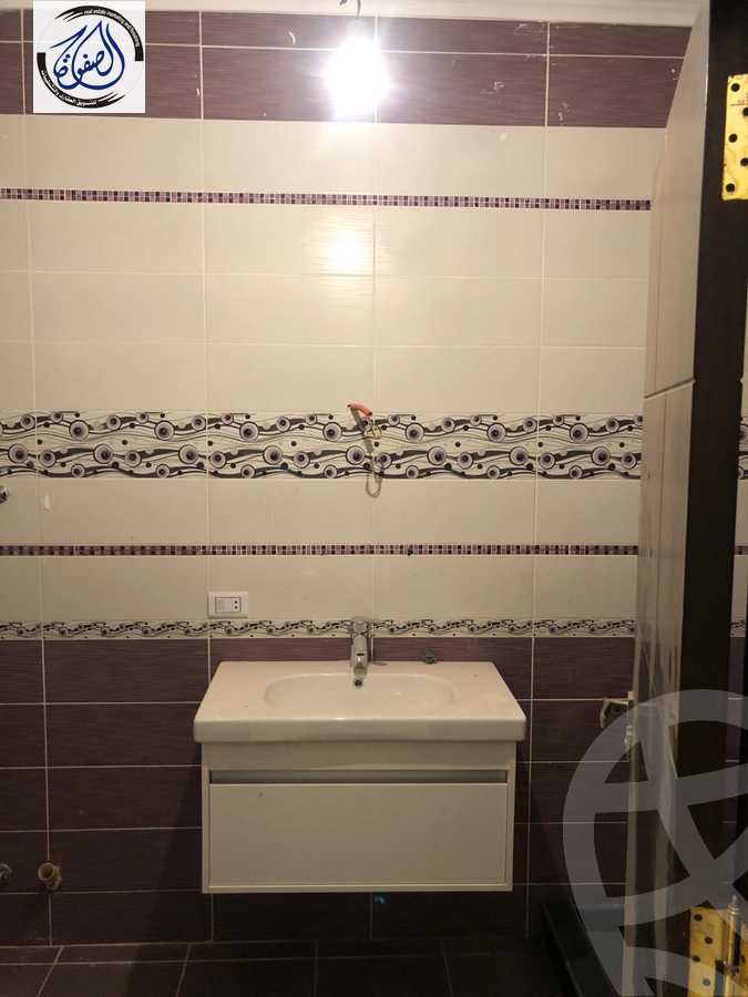 https://aqarmap.com.eg/en/listing/5864905-for-rent-cairo-new-cairo-compounds-el-mostashareen-compound
