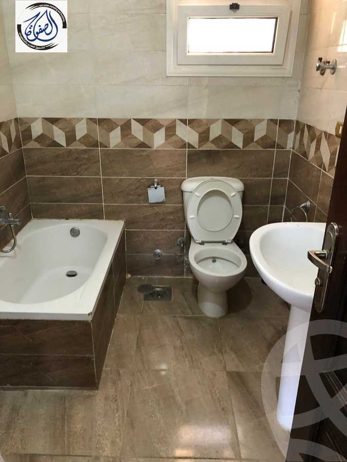 https://aqarmap.com.eg/en/listing/4832575-for-sale-cairo-new-cairo-compounds-light-city