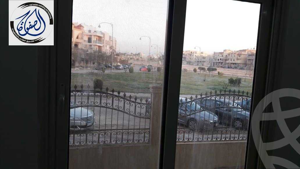 https://aqarmap.com.eg/ar/listing/2754949-for-rent-cairo-new-cairo-compounds-kmbwnd-lnkhyl