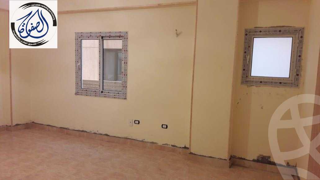 https://aqarmap.com.eg/ar/listing/2754949-for-rent-cairo-new-cairo-compounds-kmbwnd-lnkhyl
