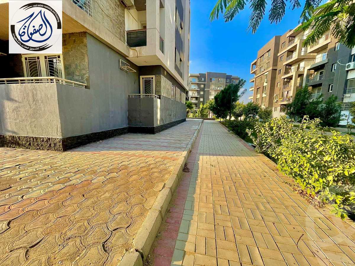 https://aqarmap.com.eg/en/listing/3055427-for-sale-cairo-new-cairo-compounds-dar-misr-el-koronfel