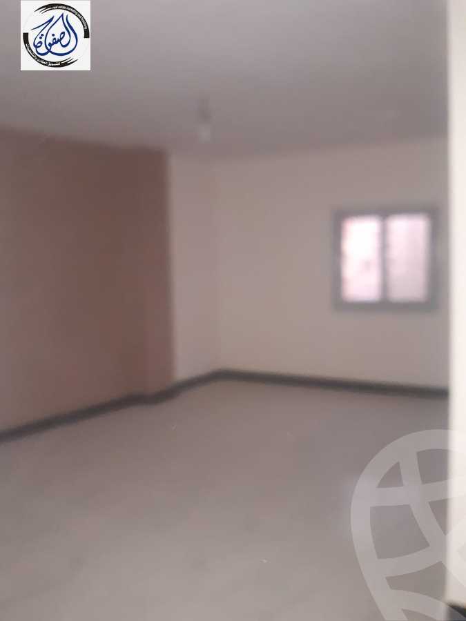 https://aqarmap.com.eg/ar/listing/3704998-for-rent-cairo-new-cairo-jrdyny-hyts-bw-lhwl