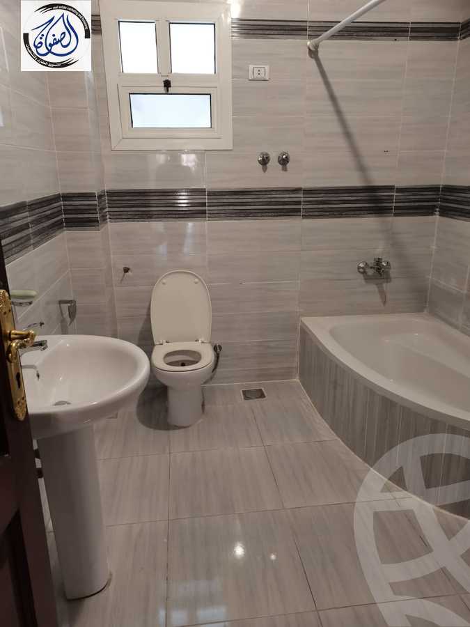 https://aqarmap.com.eg/en/listing/3794536-for-rent-new-cairo-first-settlement-el-shaheed-asem-farag-st