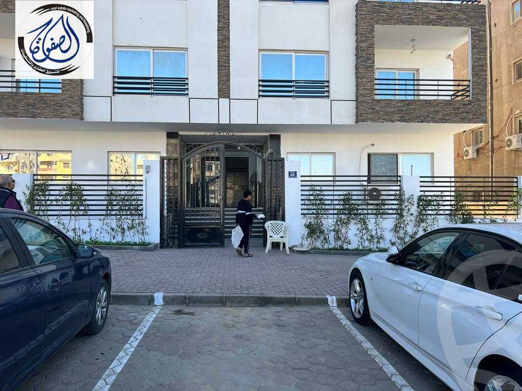 https://aqarmap.com.eg/en/listing/3795419-for-rent-new-cairo-gharb-arabella-selim-st