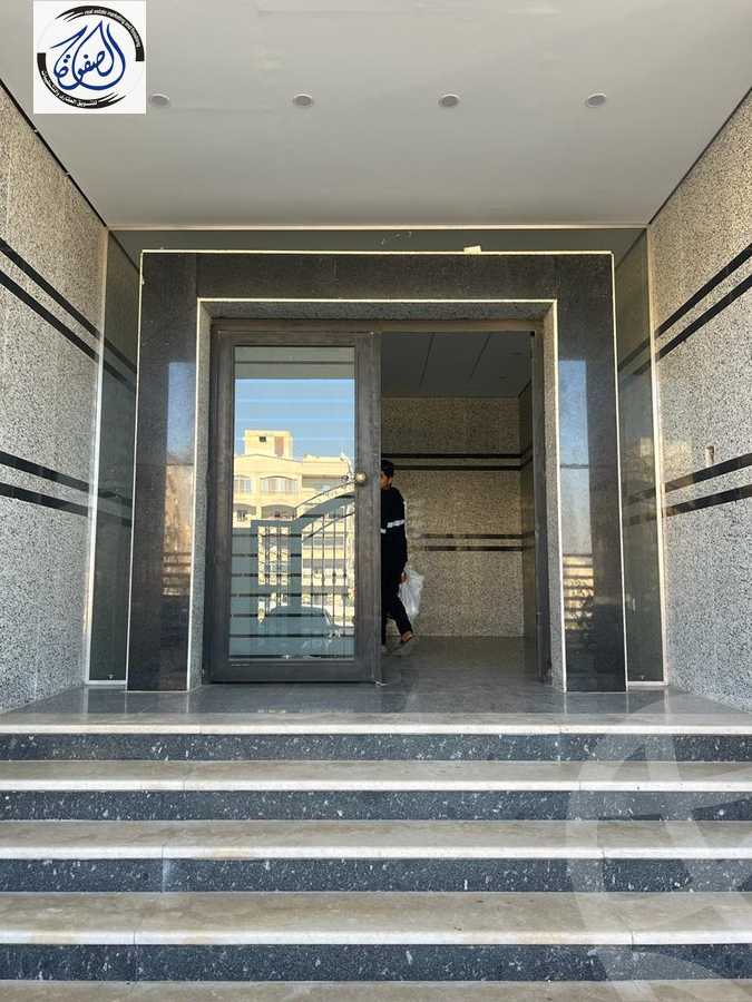 https://aqarmap.com.eg/en/listing/3795419-for-rent-new-cairo-gharb-arabella-selim-st