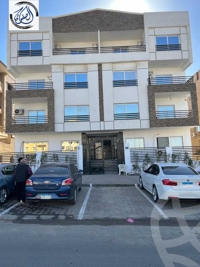 https://aqarmap.com.eg/en/listing/3795419-for-rent-new-cairo-gharb-arabella-selim-st