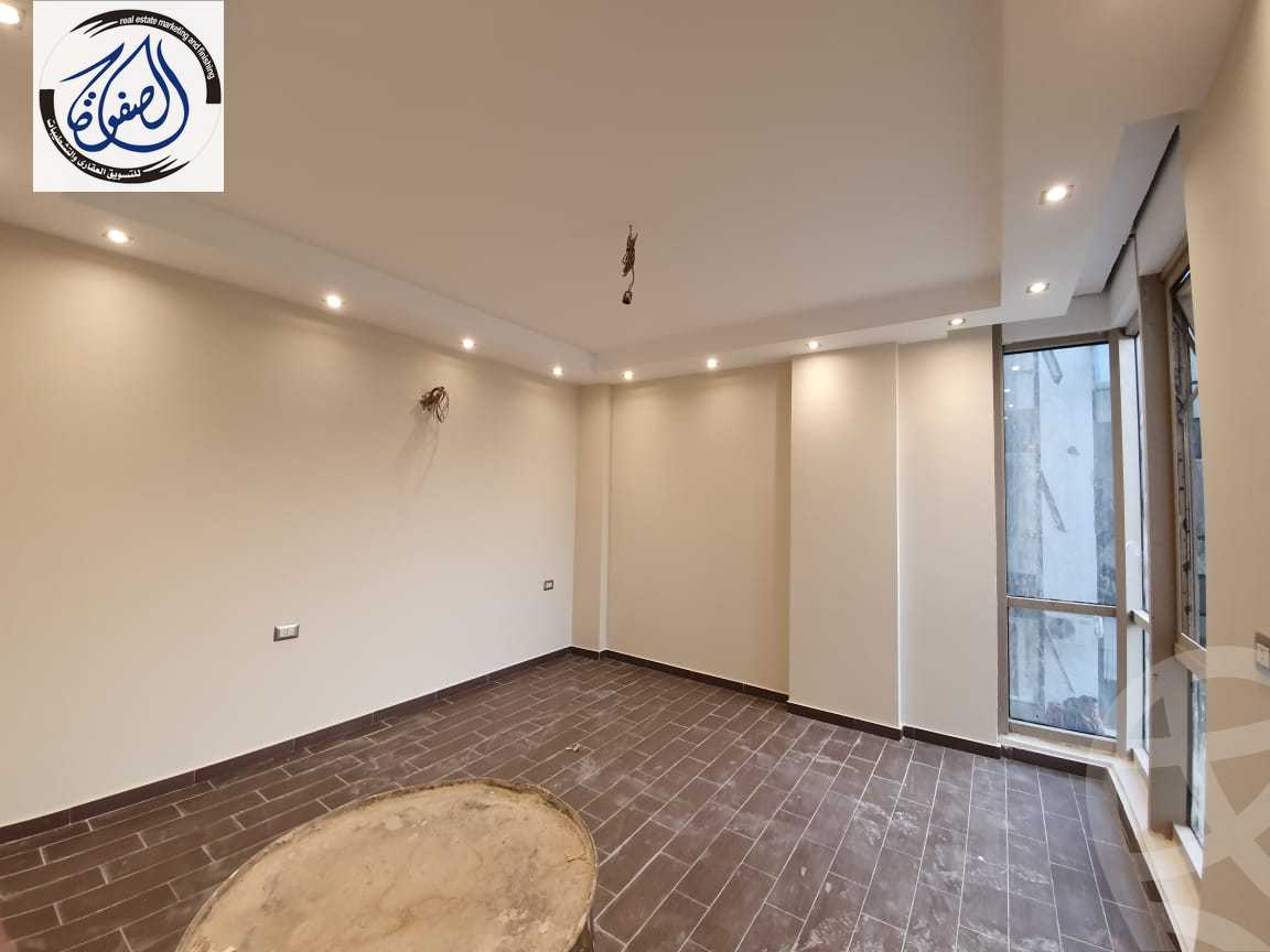 https://aqarmap.com.eg/ar/listing/3832294-for-rent-cairo-new-cairo-compounds-galleria-moon-valley