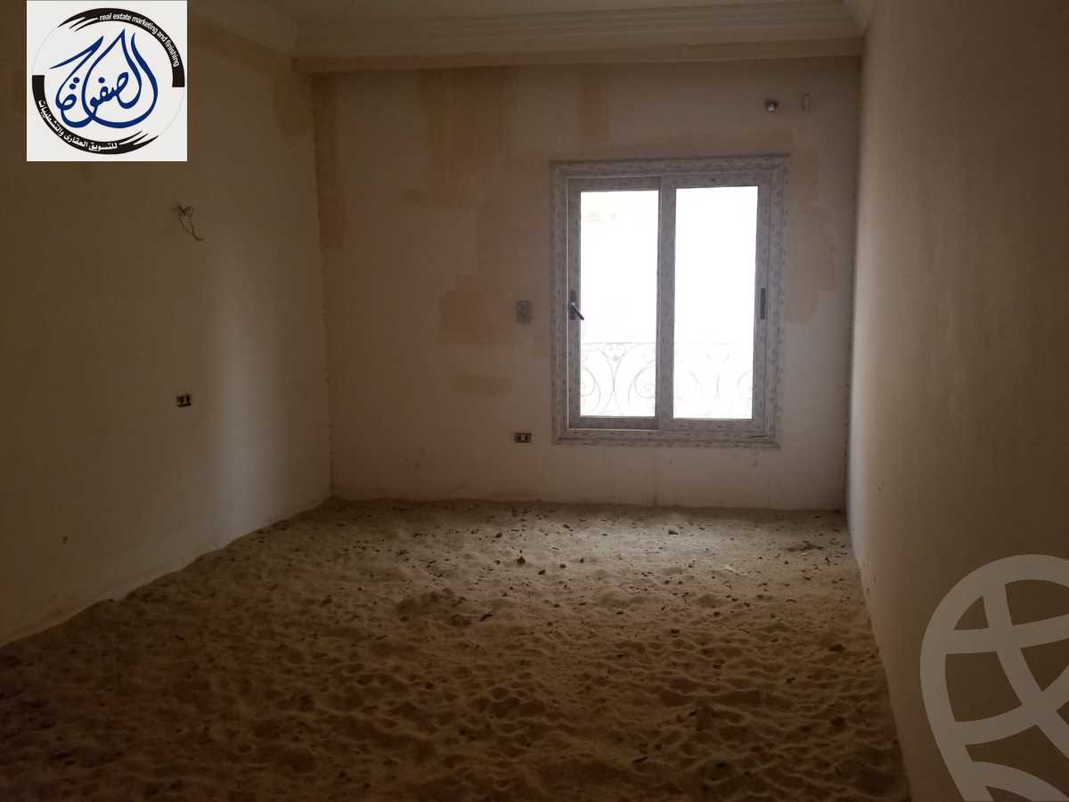 https://aqarmap.com.eg/ar/listing/3832393-for-sale-new-cairo-first-settlement-el-shaheed-asem-farag-st